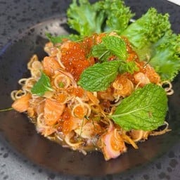 พล่าปลาแซลม่อน