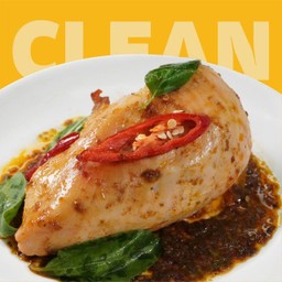 อกไก่นุ่มราดซอสกระเพรา 231 kcal