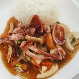 ปลาหมึกน้ำมันหอยราดข้าว