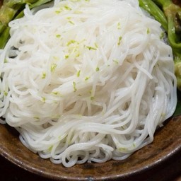 ขนมจีนเส้นสด