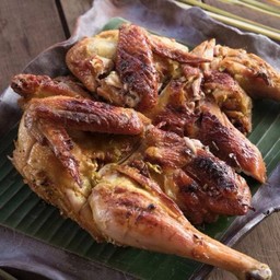 ไก่อบโอ่งเมืองอุบลฯเต็มตัว