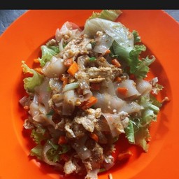 ก๋วยเตี๋ยวคั่วไก่