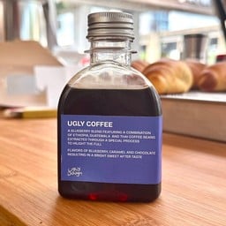 uglyd0ugh cafe