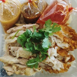 ข้าวมันไก่อะดีฟ รพ.อยุธยาเจ้าเก่า