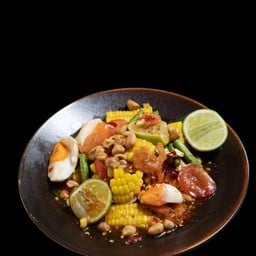 ตำข้าวโพดถั่วตัดไข่เค็ม