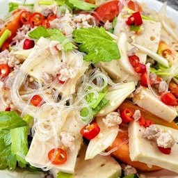 ยำวุ้นเส้นหมูยอหมูสับ