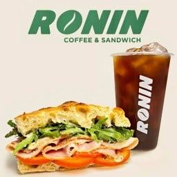 Ronin Coffee & Sandwich ลาดพร้าว 18
