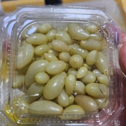 องุ่นดอง