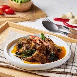 หมูนุ่มผัดกระเพรา 191 kcal