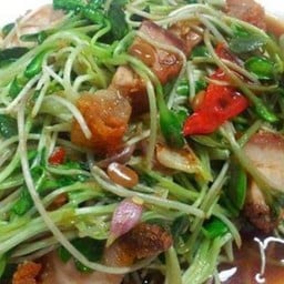 ข้าวต้มโต้รุ้งแว่น-เหวา - ตลาดทะเลทอง