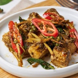 ไก่นุ่มผัดฉ่า 219 kcal