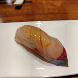 SHIM AJI SUSHIซูชิปลาชิมาอาจิ