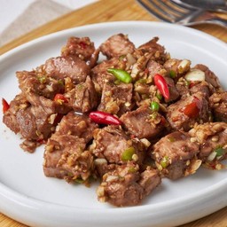 หมูนุ่มผัดกะปิ 216 kcal