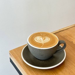 คาปูชิโน่ร้อน