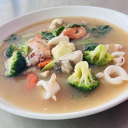 ราดหน้าทะเล