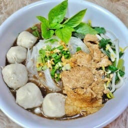 ลูกแก้วคาเฟ่ ก๋วยเตี๋ยวเรือหมูน้ำตก สาขา 2