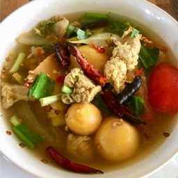 ต้มแซ่บพวงไข่