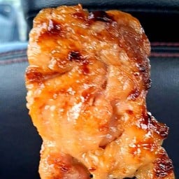 หมูแอนด์มอร์ ปตท.มหาชัย