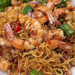 ลาบมาม่าหมูสับ+กุ้ง