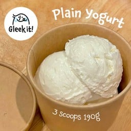 เพลนกรีกโยเกิร์ต 190g - ฟรี คอนเฟลค และน้ำผึ้ง