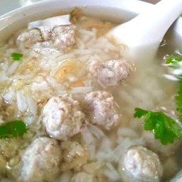 ข้าวต้มหมูสับ