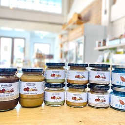 เนยถั่ว Paweenee