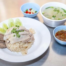 ข้าวมันไก่ต้ม