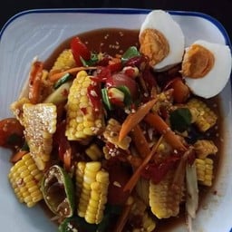 ตำข้าวโพดไข่เค็ม