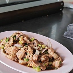 ไก่ย่างวิเชียรบุรี เสกสรร ฅนเดิม