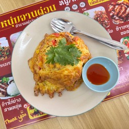 สามหนุ่ม มุมอร่อย ข้าวซอย น้ำเงี้ยว