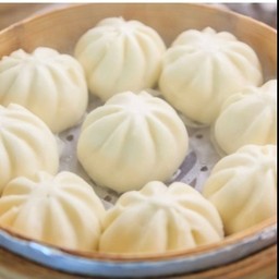 ซาลาเปาใส้ครีม