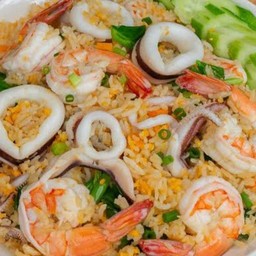 ข้าวผัดทะเล