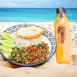 เซทกะเพราหมูพริกแห้ง+น้ำส้ม