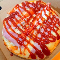 พิซซ่าถาดกลาง แสนอร่อย