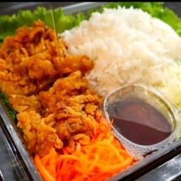 ข้าวไก่กรอบเงินล้าน