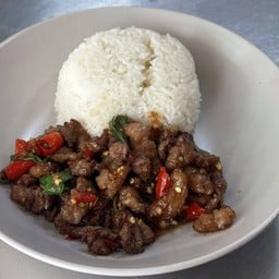 ข้าวกระเพราเนื้อ