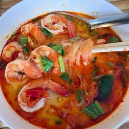 ก๋วยเตี๋ยวต้มยำกุ้ง