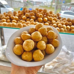 ลูกชิ้นกุ้งทอด