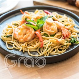 สปาเกตตีกระเพรากุ้ง