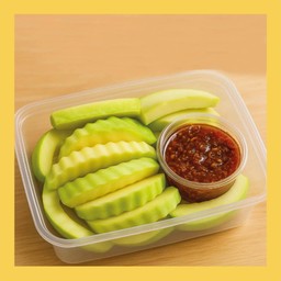 ผลไม้พร้อมทาน มะม่วงน้ำปลาหวาน by ปูปาหวาน