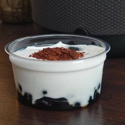 ครีมชีสบุกไข่มุกโรยผงโอวัลตินกรอบๆ