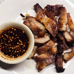 ข้าวหมูทอดใกล้ฉัน📍