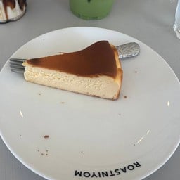 Roastniyom Coffee  ดอยสะเก็ด ขาเข้าเมือง