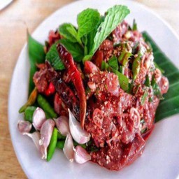 ก้อยเนื้อ