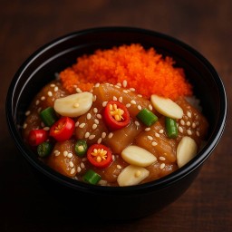 ข้าวแซลมอนบรา์วไข่กุ้งคัพ+น้ำจิ้มซีฟู้ด