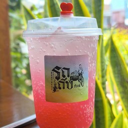 สตรอเบอร์รี่โซดา