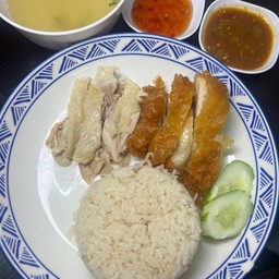 ข้าวมันไก่ผสม ไก่ต้ม-ไก่ทอด