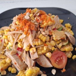 ส้มตำอีหยังน้อ Patitta Noodles