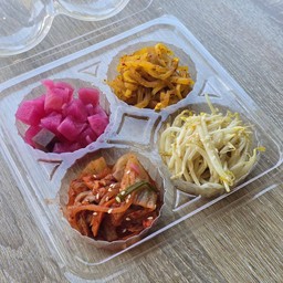 เครื่องเคียง 4 สหาย