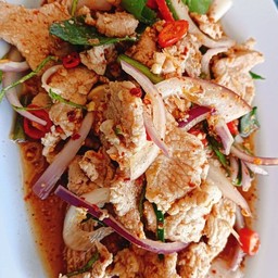 พล่าหมูสุก